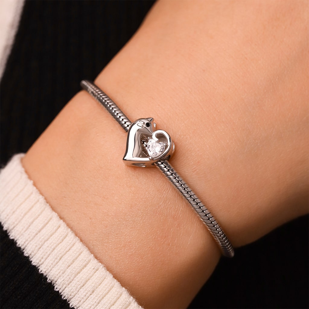Cat Love Heart Charm image number 5
