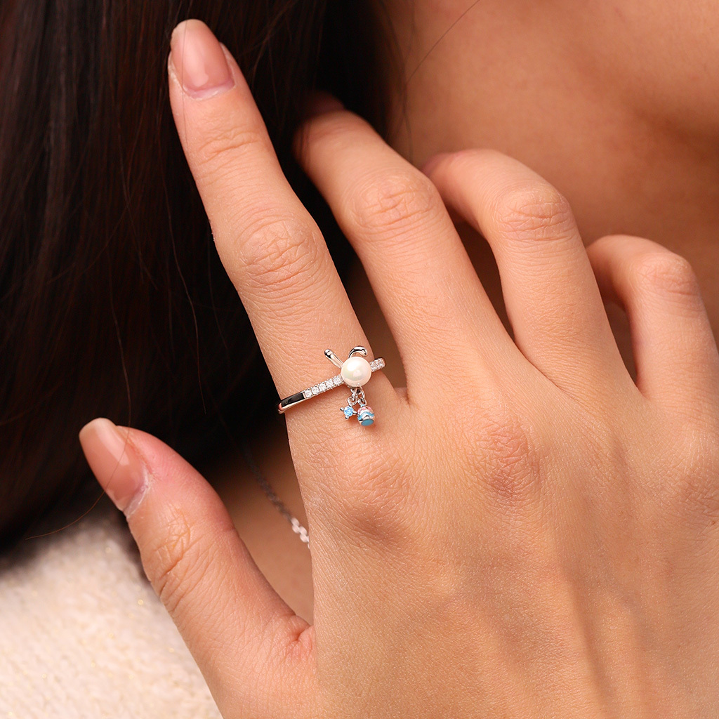 Easter Pearl Bunny Ear Ring image number 4