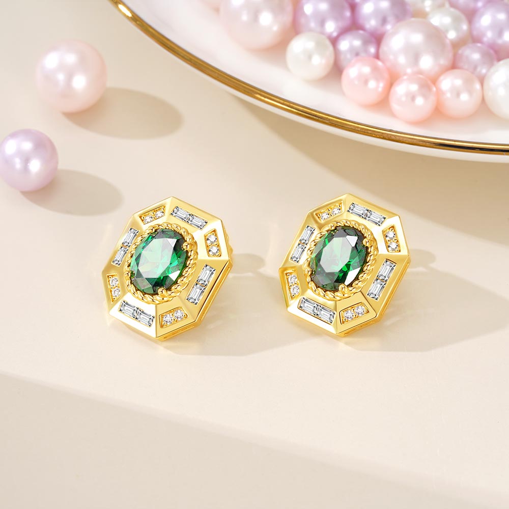 Emerald Oval Vintage Statement Earrings image number 2