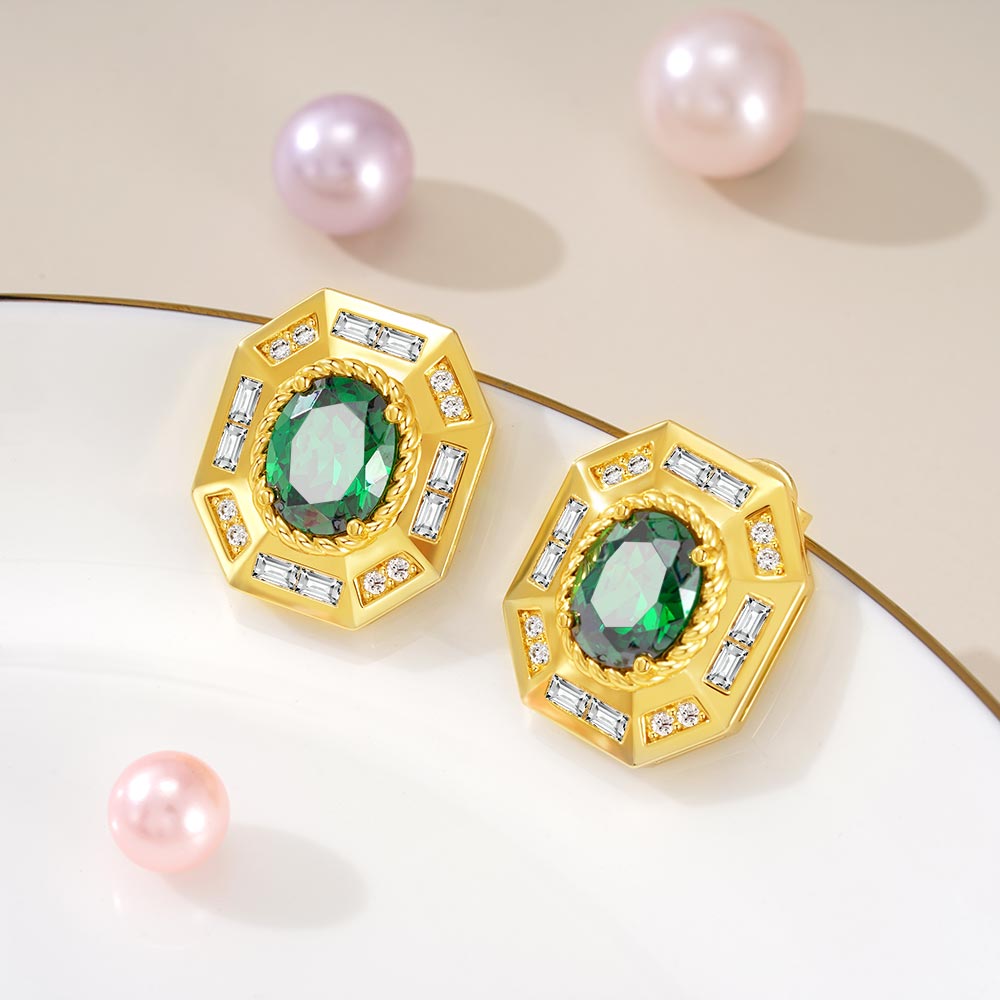 Emerald Oval Vintage Statement Earrings image number 3
