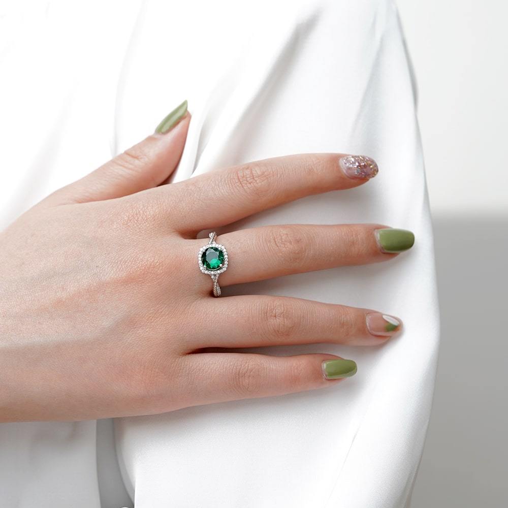 Round Cut Green Halo Split Shank Ring image number 4
