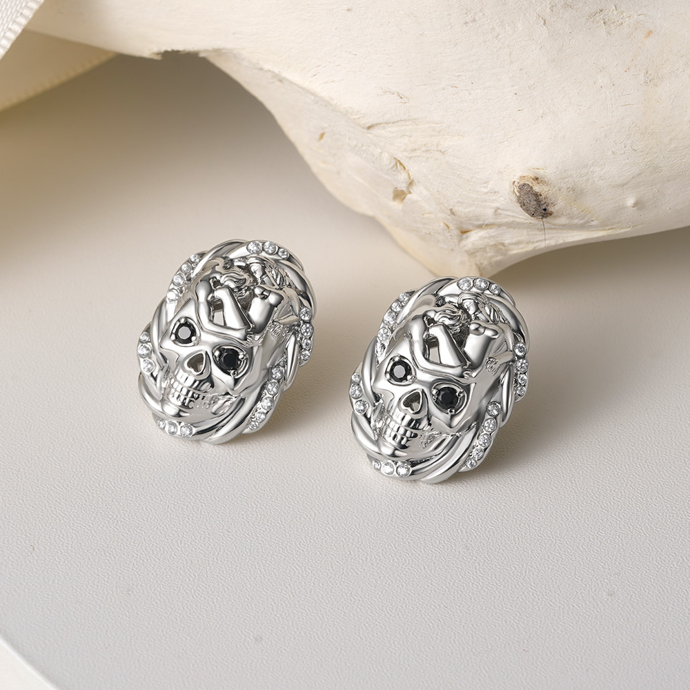 Cable Skull Stud Earrings image number 2