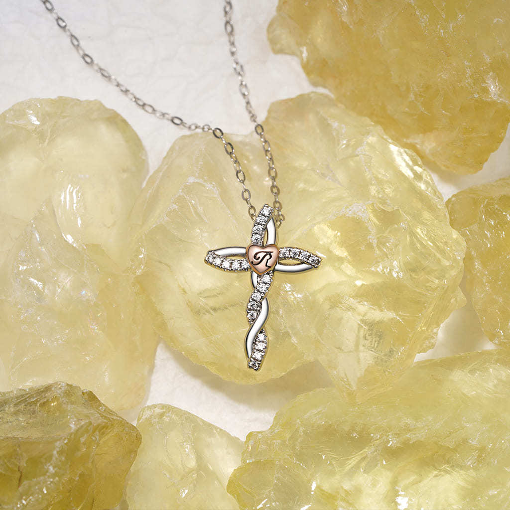 Retro Diamonds Cross Necklace image number 4