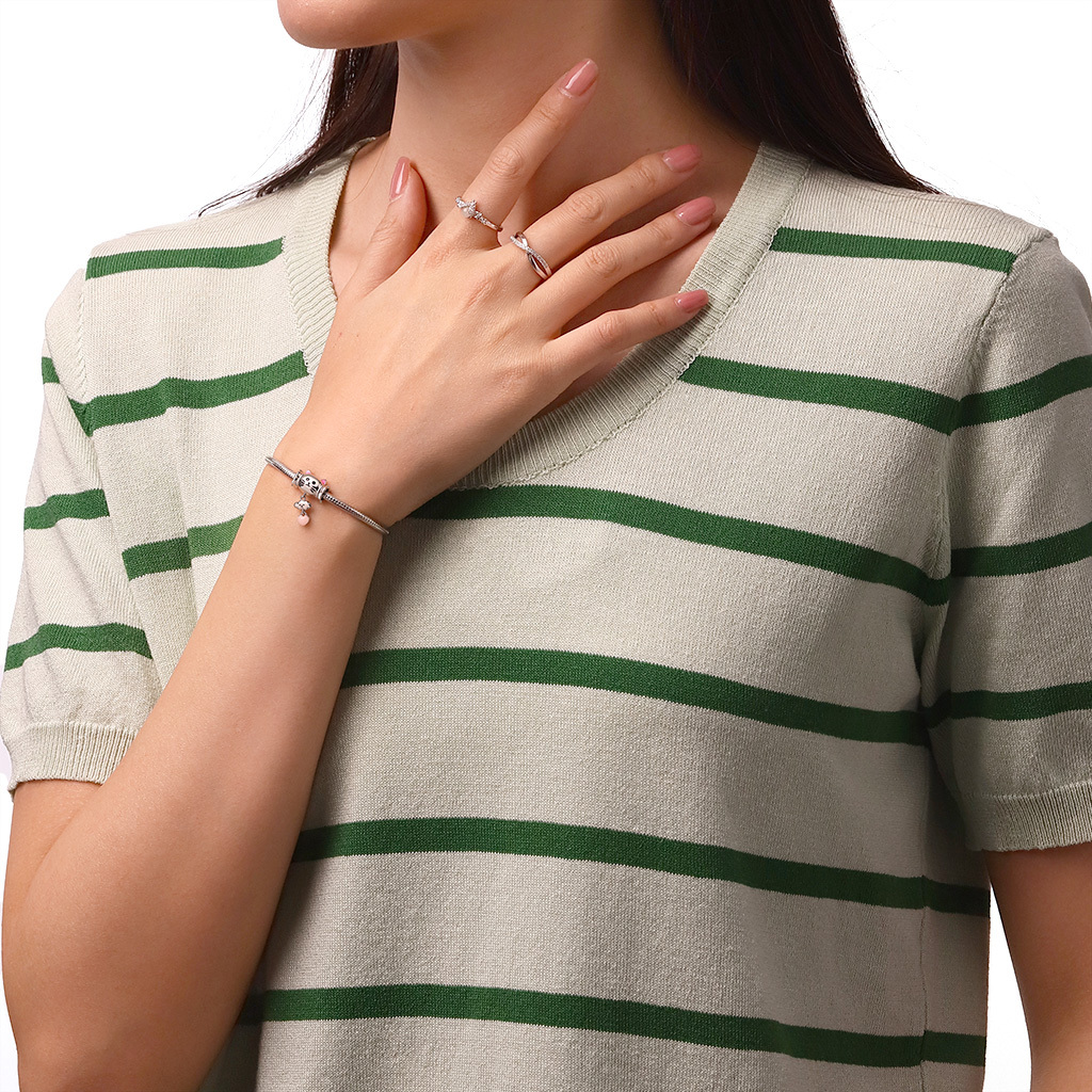 Balloon Cat Heart Charm image number 4