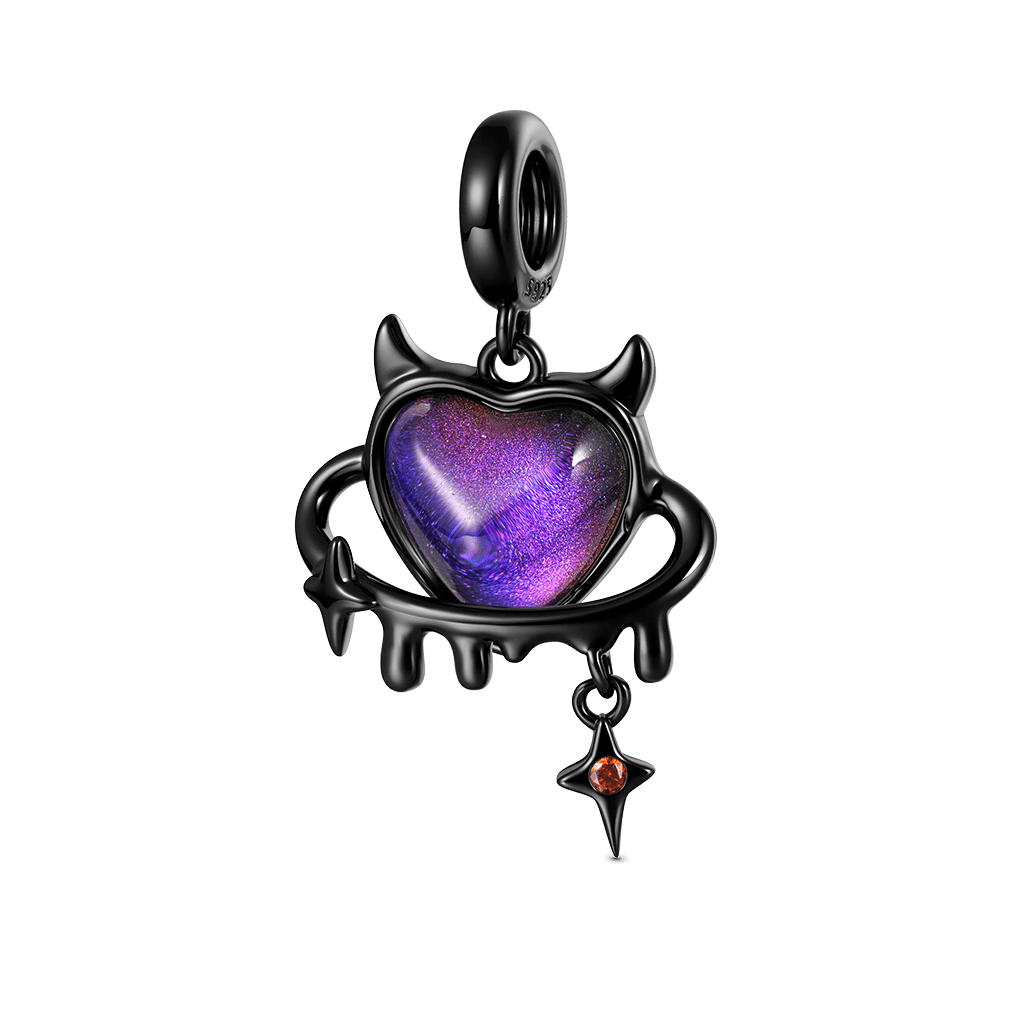 Heart of the Devil Pendant image number 0