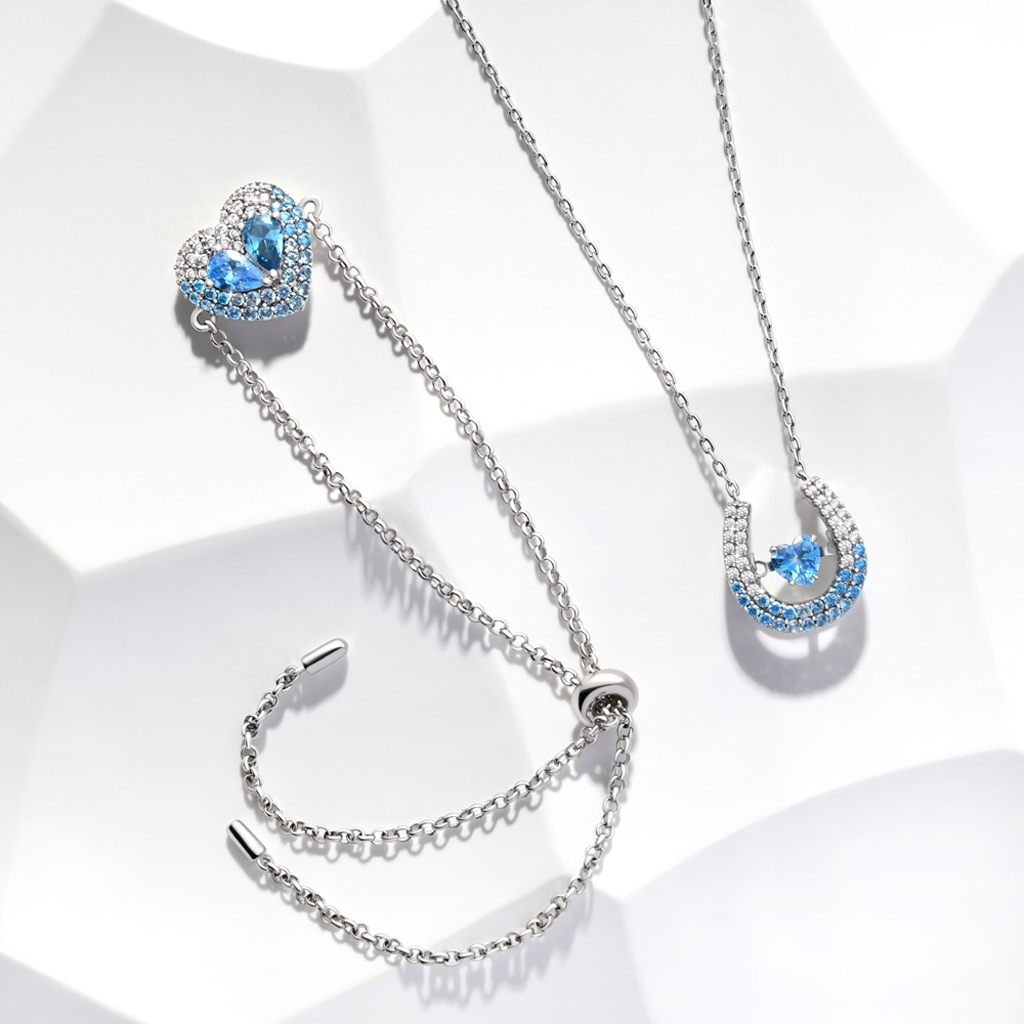 Pavé Horseshoe Dancing Necklace image number 4