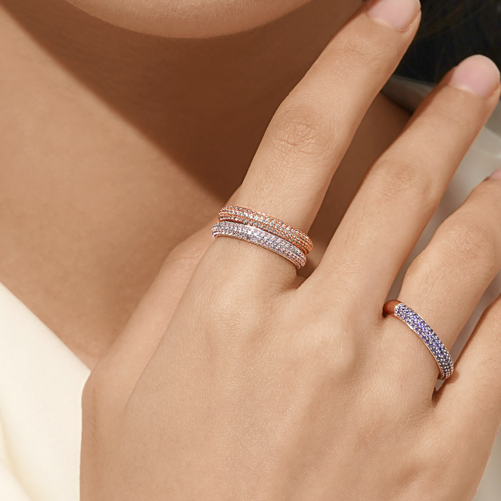 Topaz Petit Signature Pavé Band image number 4