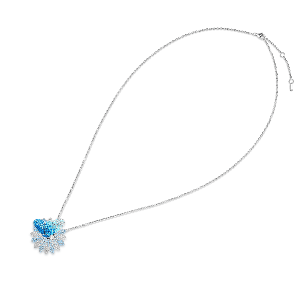 Butterfly Daisy Pendant Necklace image number 3