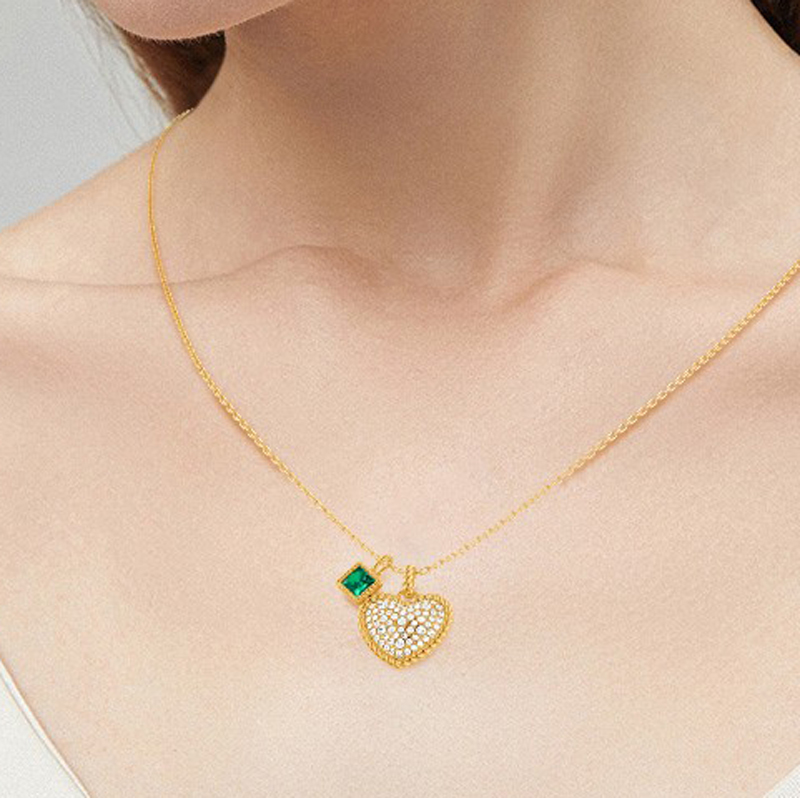 Emerald Princess Twisted Rope Necklace image number 5