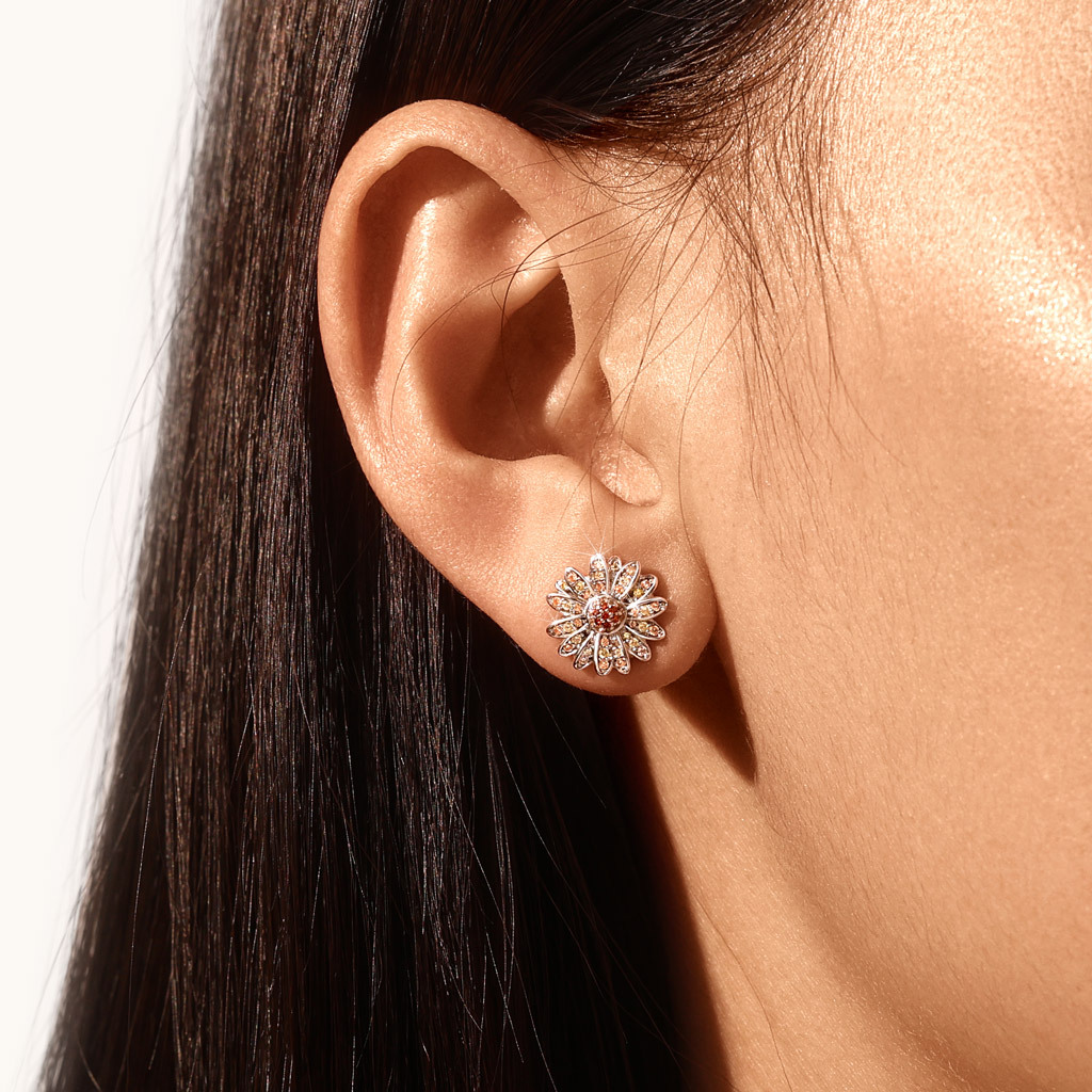 Yellow Citrine Daisy Stud Earrings image number 3