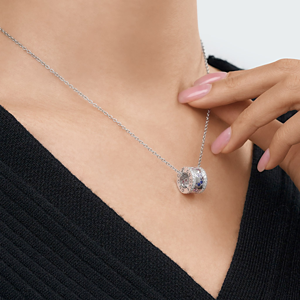 Lovely Butterflies Drum Necklace image number 3