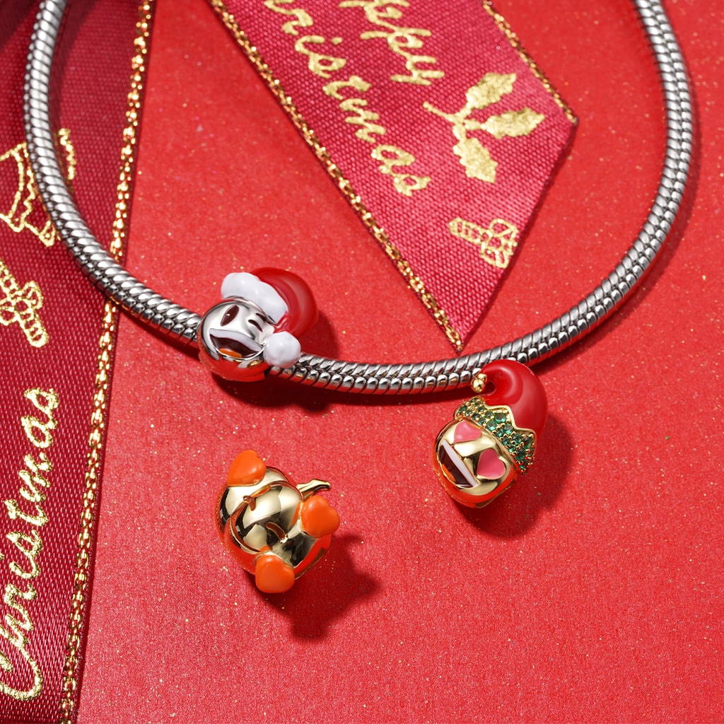 Smiley Pumpkin Charm image number 2