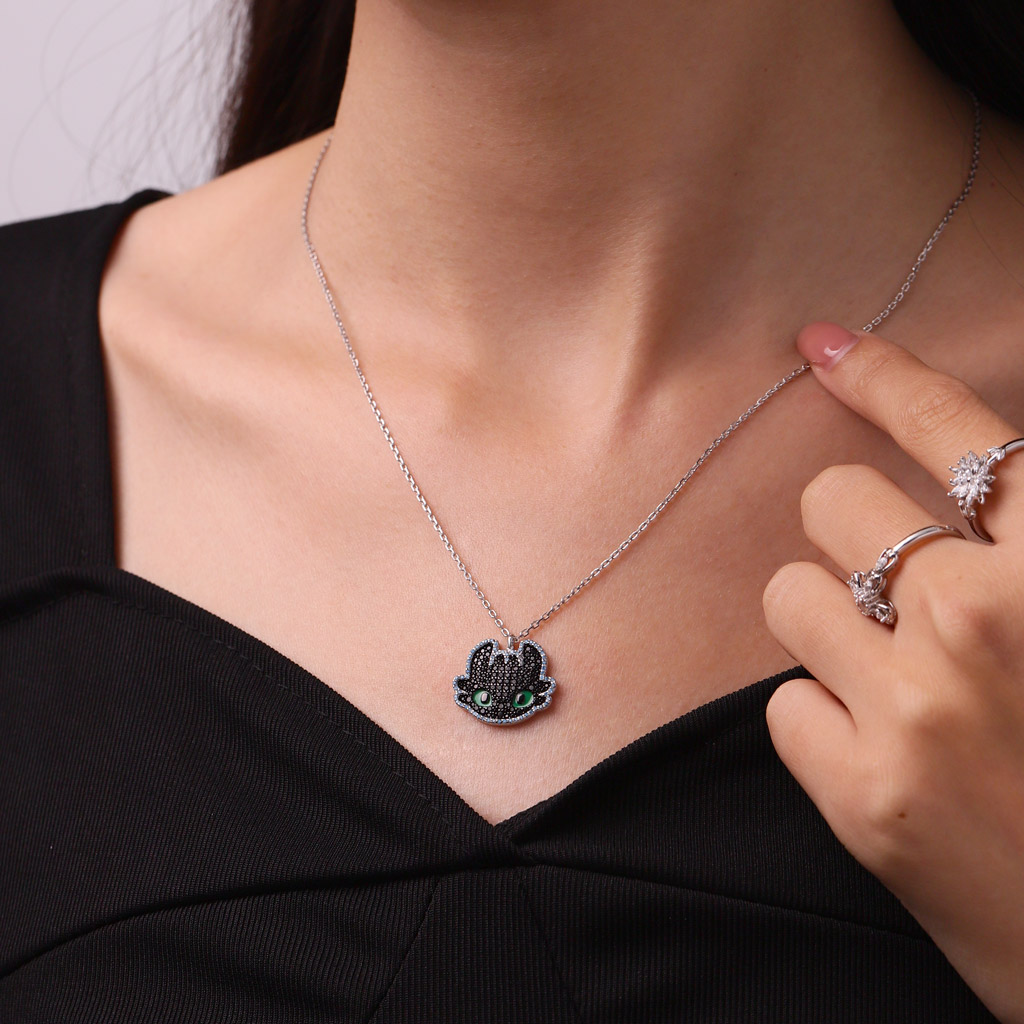Smiling Toothless Necklace image number 5