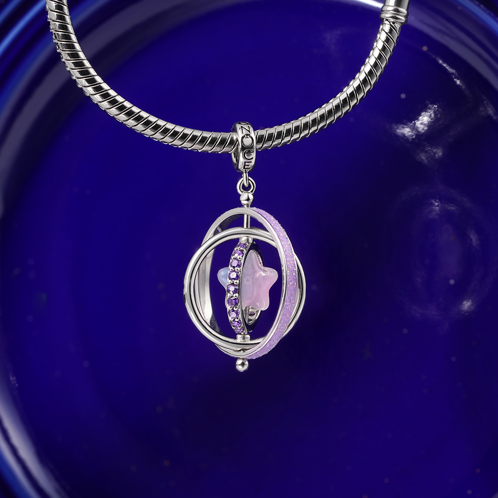 Rotatable Star Celestial Pendant image number 3