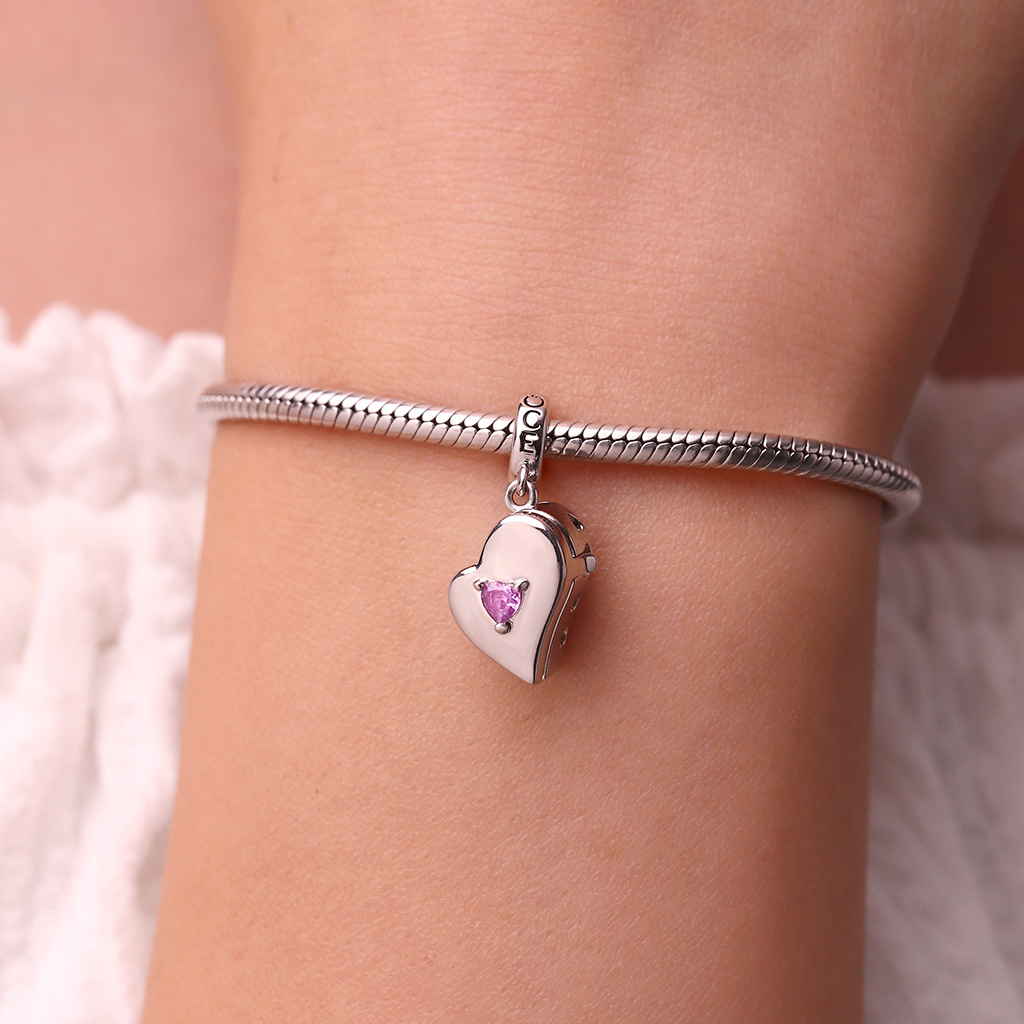 Love Multiple Photo Engravable Pendant image number 6