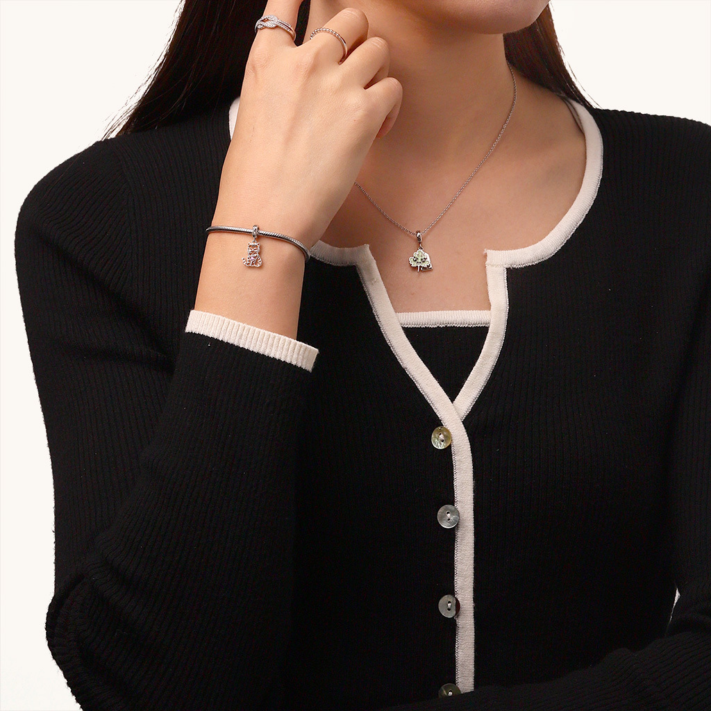 Hollow Engravable Cat Pendant image number 5