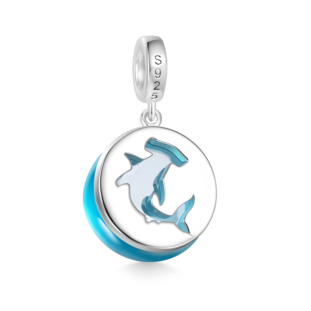 Hammerhead Shark Glass Pendant image number 1
