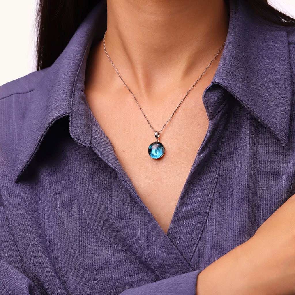 Hammerhead Shark Glass Pendant image number 6