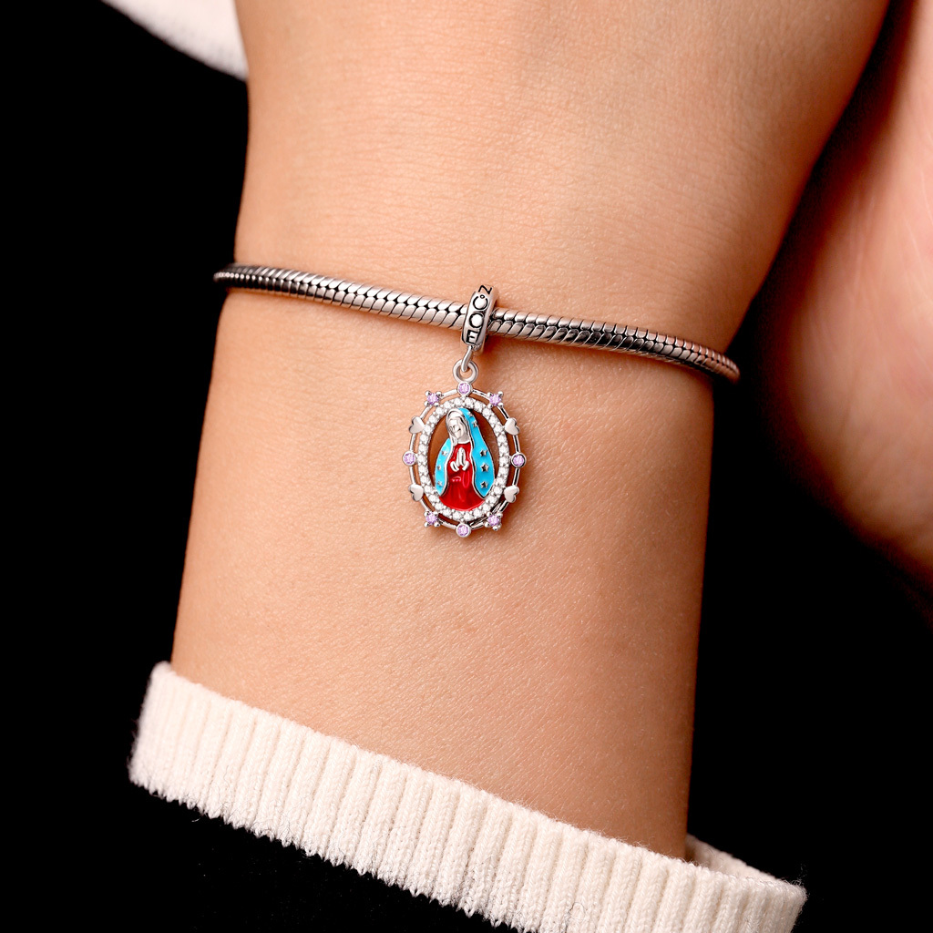 Virgin Mary Pendant image number 6