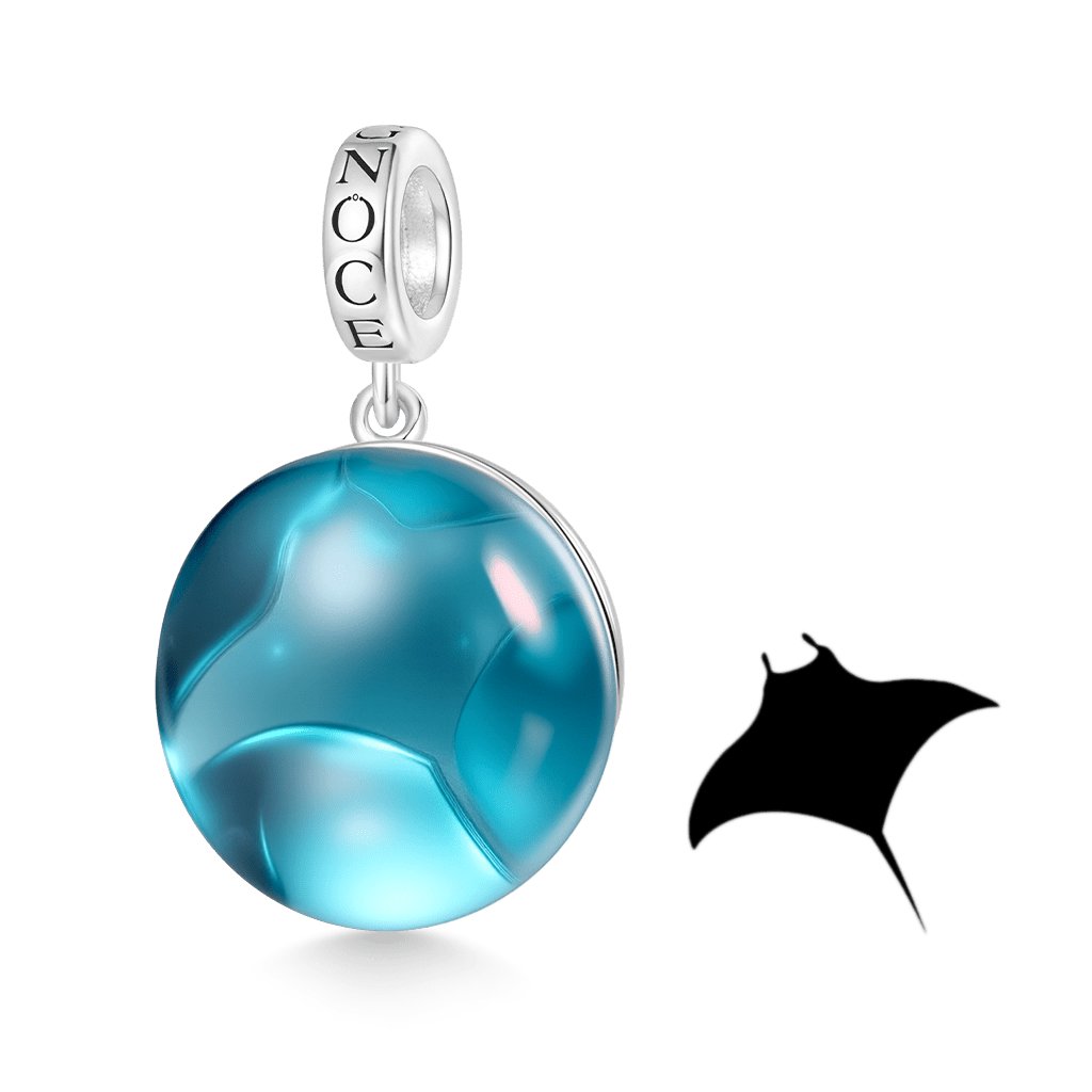 Devil Rays Glass Projection Pendant image number 0