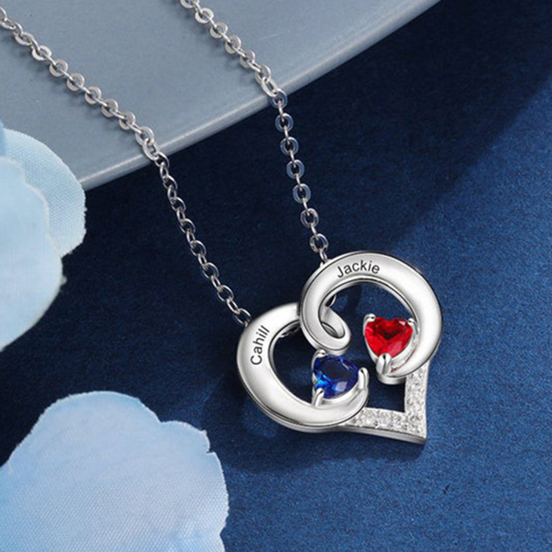 Simple Love Heart Necklace image number 4