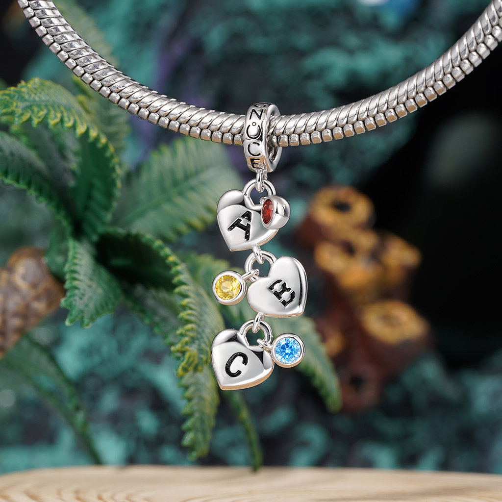 Heart Personalized Letters Pendant image number 4