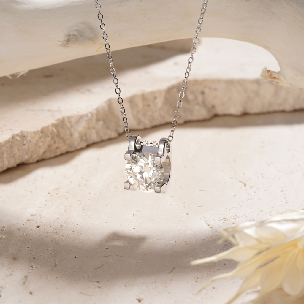 Dazzling 1ct VVS Moissanite Necklace image number 3