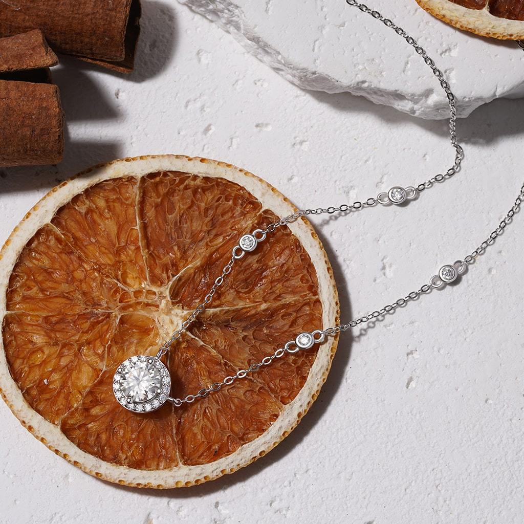 Round Moissanite Frame Station Necklace image number 3