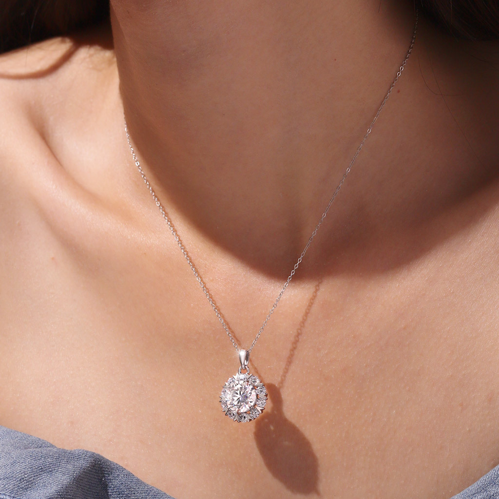 Brilliant 5Ct Moissanite Sunflower Necklace image number 5