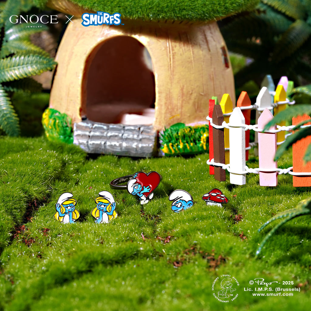 Smurfs Ring x Valentine Love Hefty Smurf image number 2