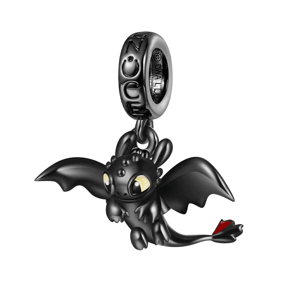 Toothless Flapping Wings Pendant image number 0