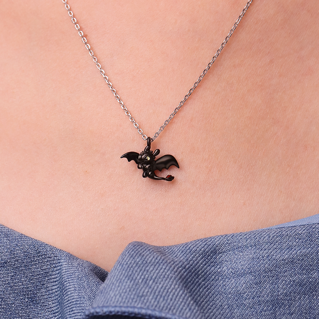 Toothless Flapping Wings Necklace image number 6