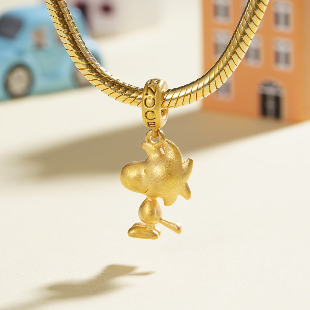18k Gold Woodstock Pendant image number 3