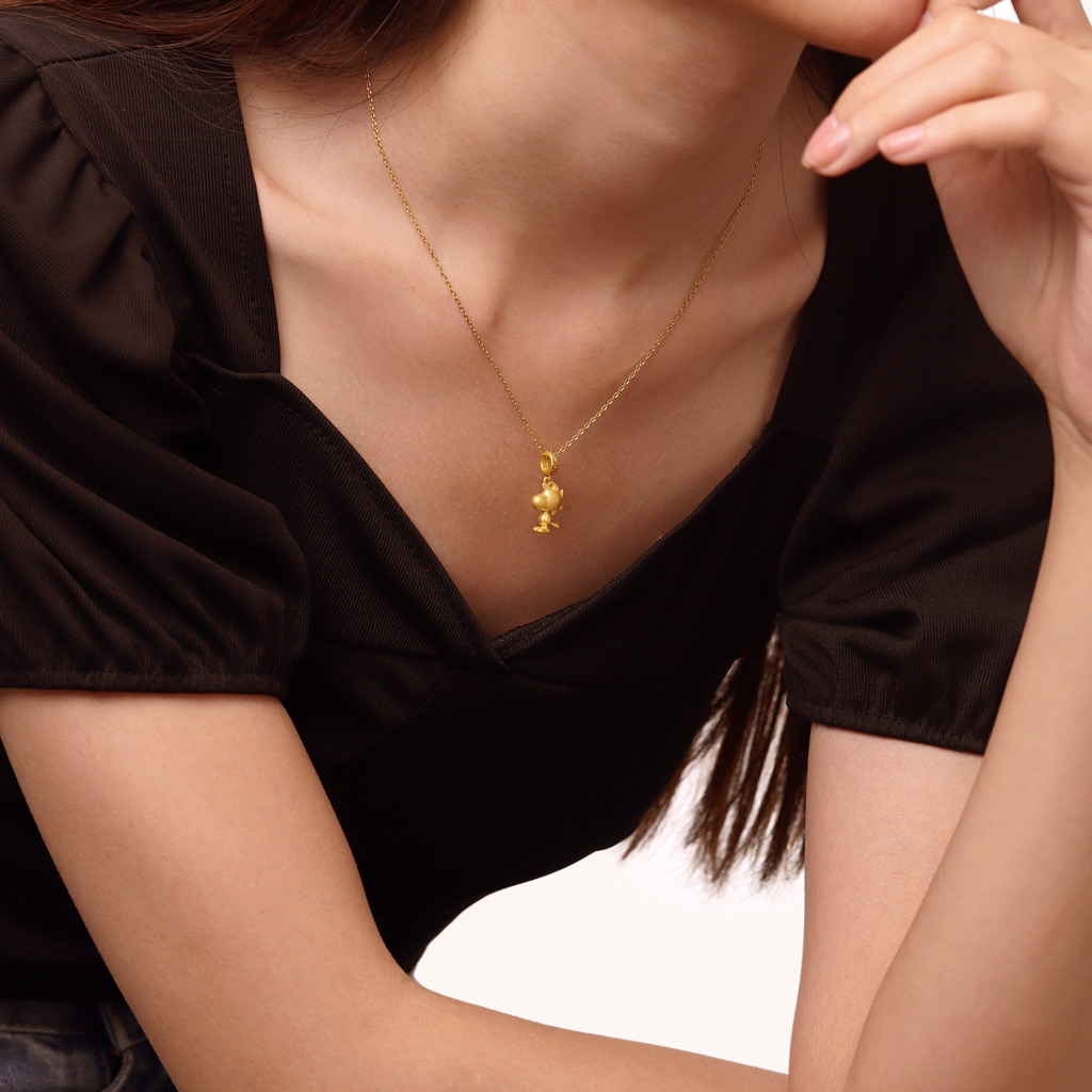 18k Gold Woodstock Pendant image number 4