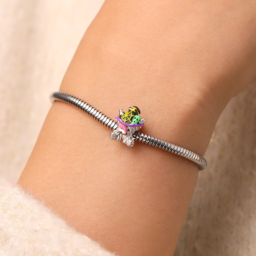 Highland Cow Halloween Charm image number 4