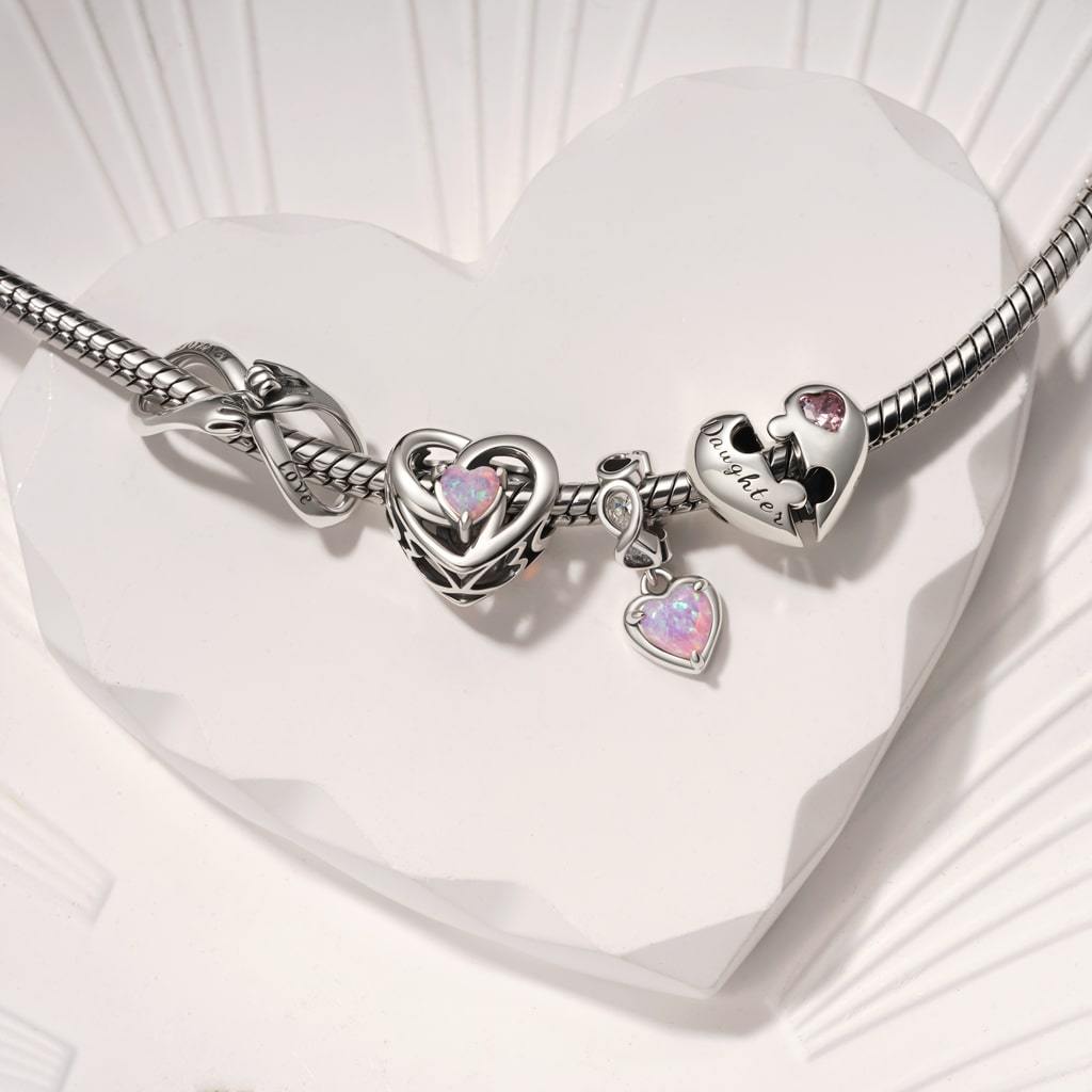 Heart of Eternity Charm image number 1