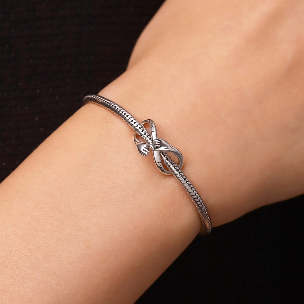 Hold Hands Forever Love Charm image number 4