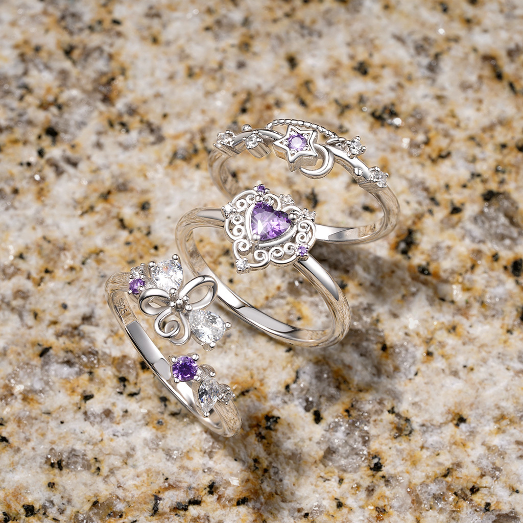Vintage Purple CZ Heart Ring image number 2