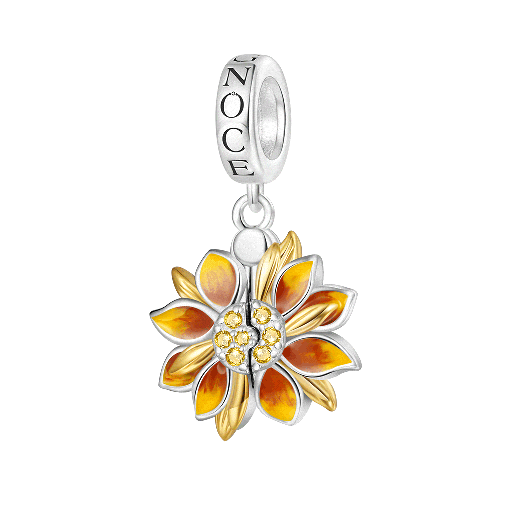 Double-Layer Sunflower Pendant image number 0
