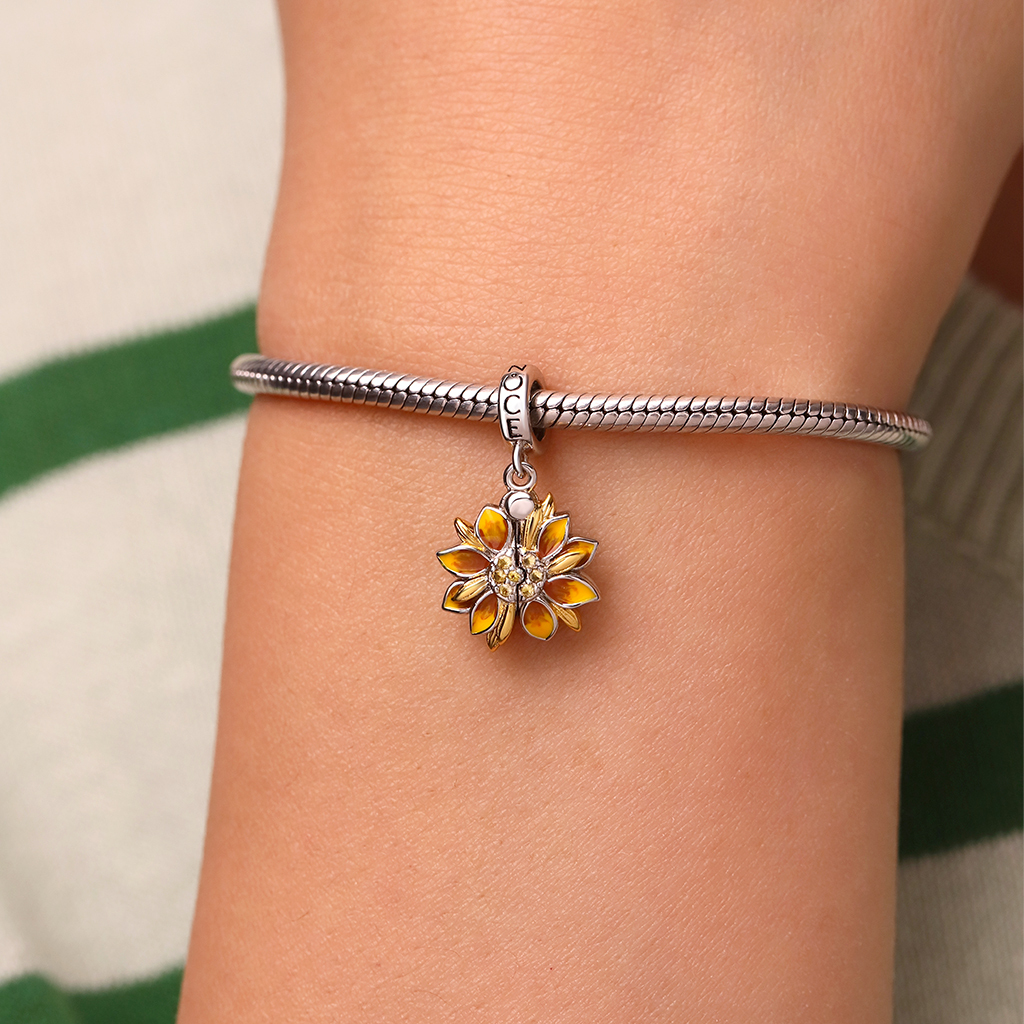 Double-Layer Sunflower Pendant image number 7