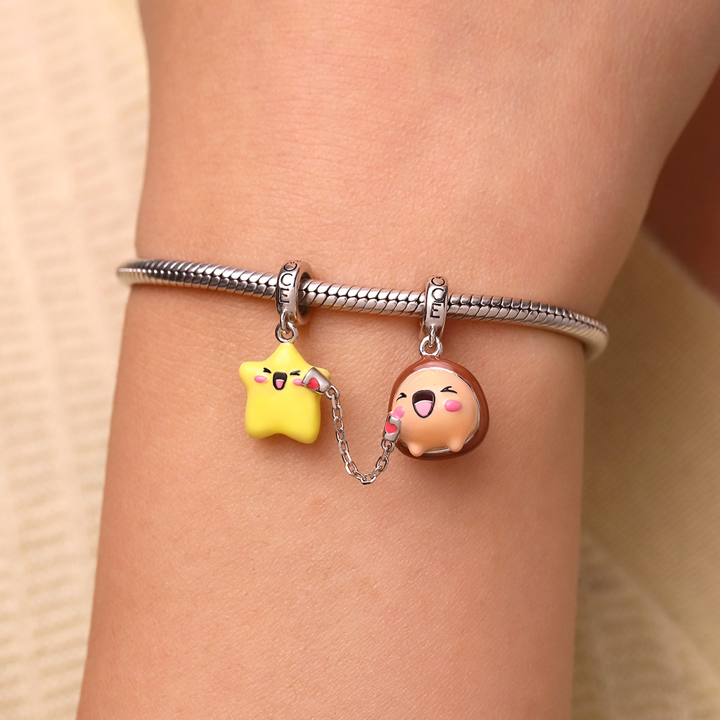 Friendship Pendant image number 4