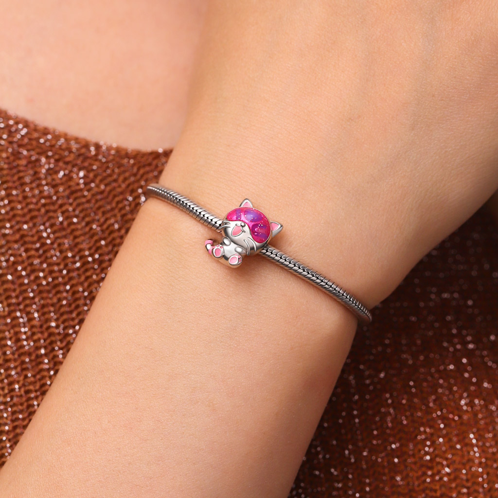 Secret Message 'Love U' Cat Charm image number 5