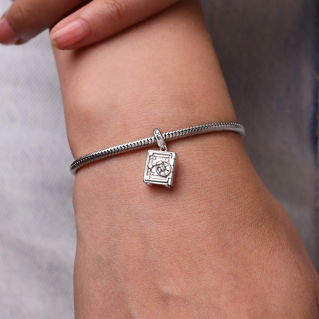 Safe Deposit Box Charm image number 8