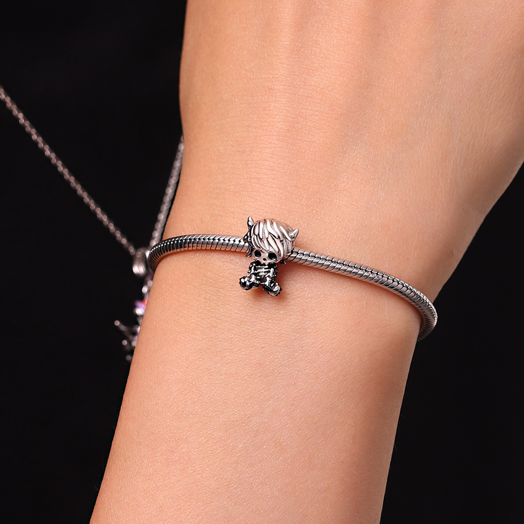 Skull Highland Cow Charm image number 4