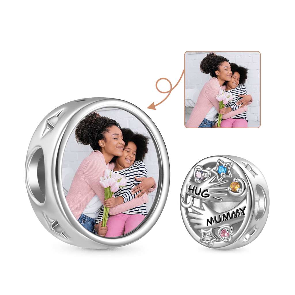 Mother's Day HUG MUMMY Photo Charm image number 0