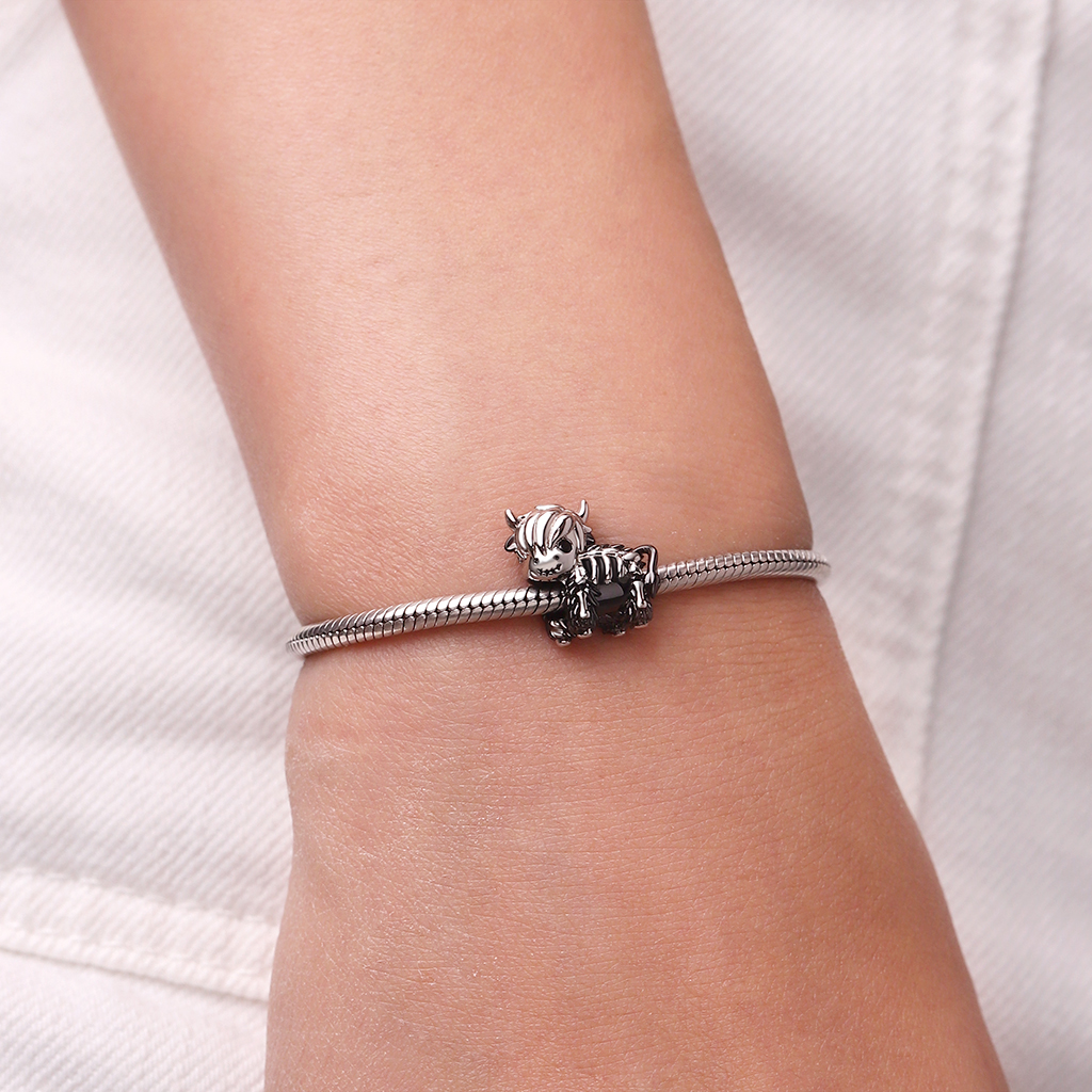Skeleton Highland Cow Charm image number 4