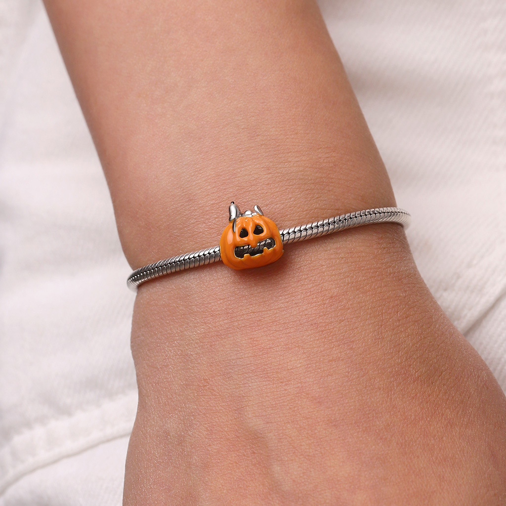 Peanuts Snoopy Pumpkin Charm image number 3
