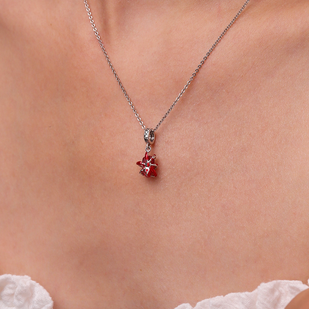 Blood Spider Skull Pendant image number 5