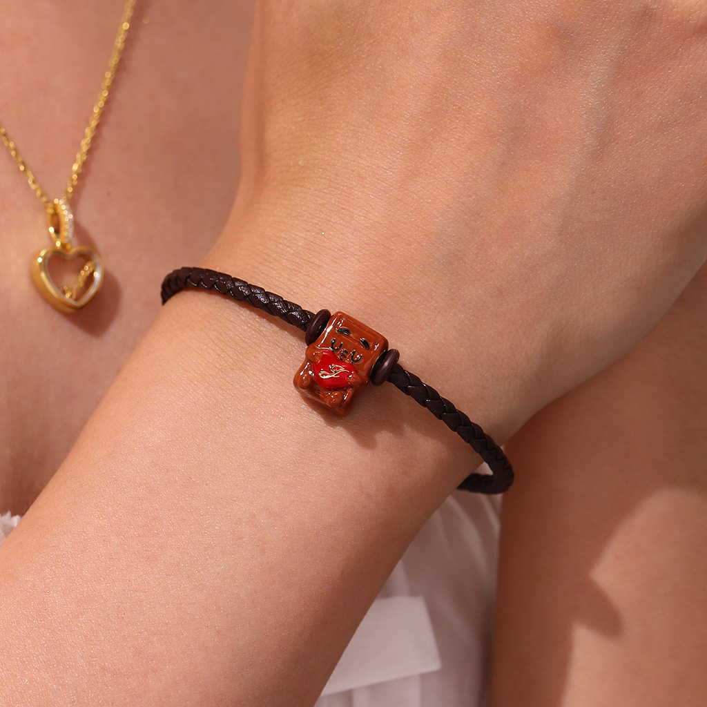 Brown Snap Basic Bracelet image number 4