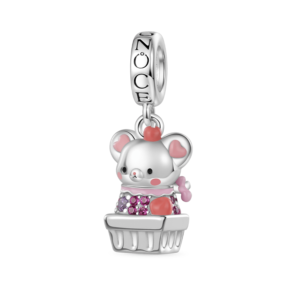 Berry Mouse Pendant image number 0